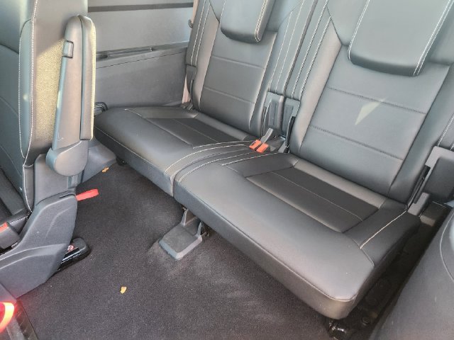 Used 2021 Volkswagen Atlas SE w/ Panoramic Sunroof Package AWD/4WD image 32