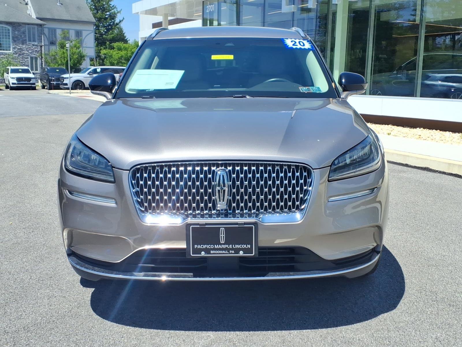 Certified 2020 Lincoln Corsair AWD w/ Equipment Group 101A image 9