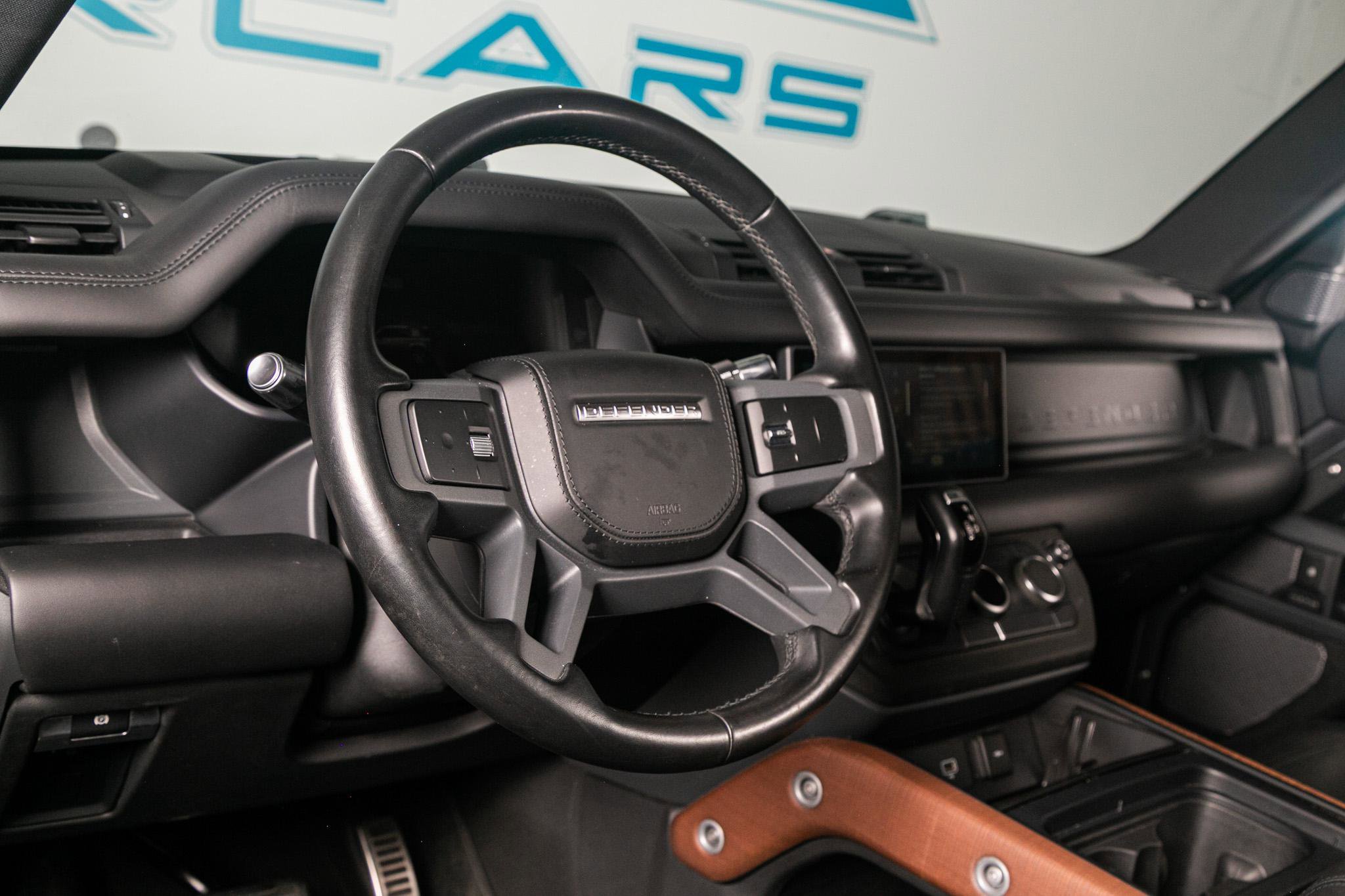 Used 2020 Land Rover Defender 110 X image 2