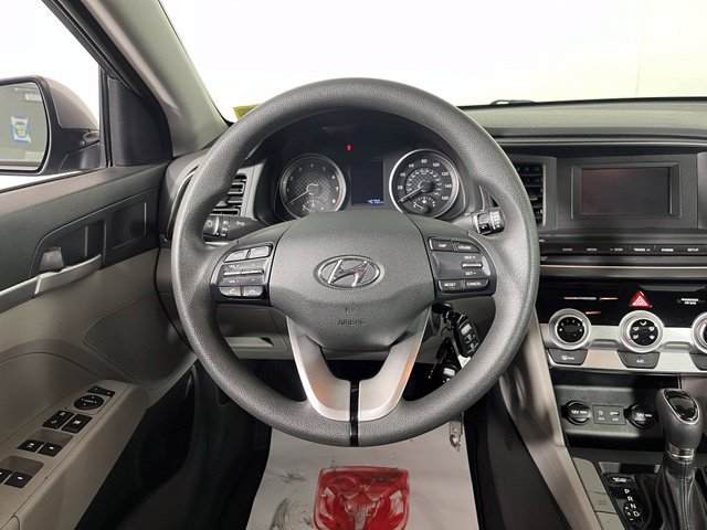 Used 2019 Hyundai Elantra SE FWD image 19