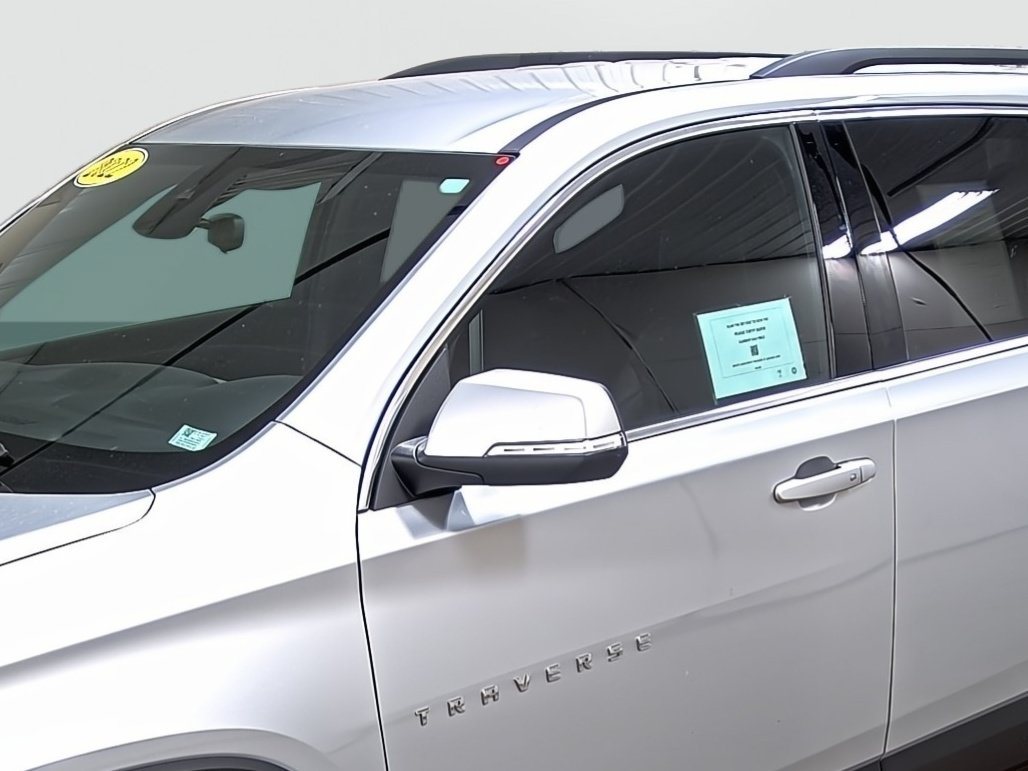 Certified 2022 Chevrolet Traverse LT w/ LPO, Cargo Package AWD/4WD image 8