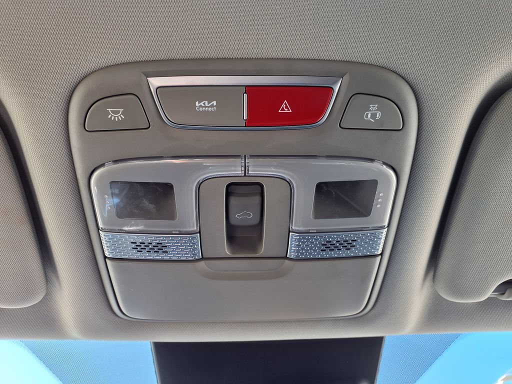 Used 2025 Kia Telluride S FWD image 29