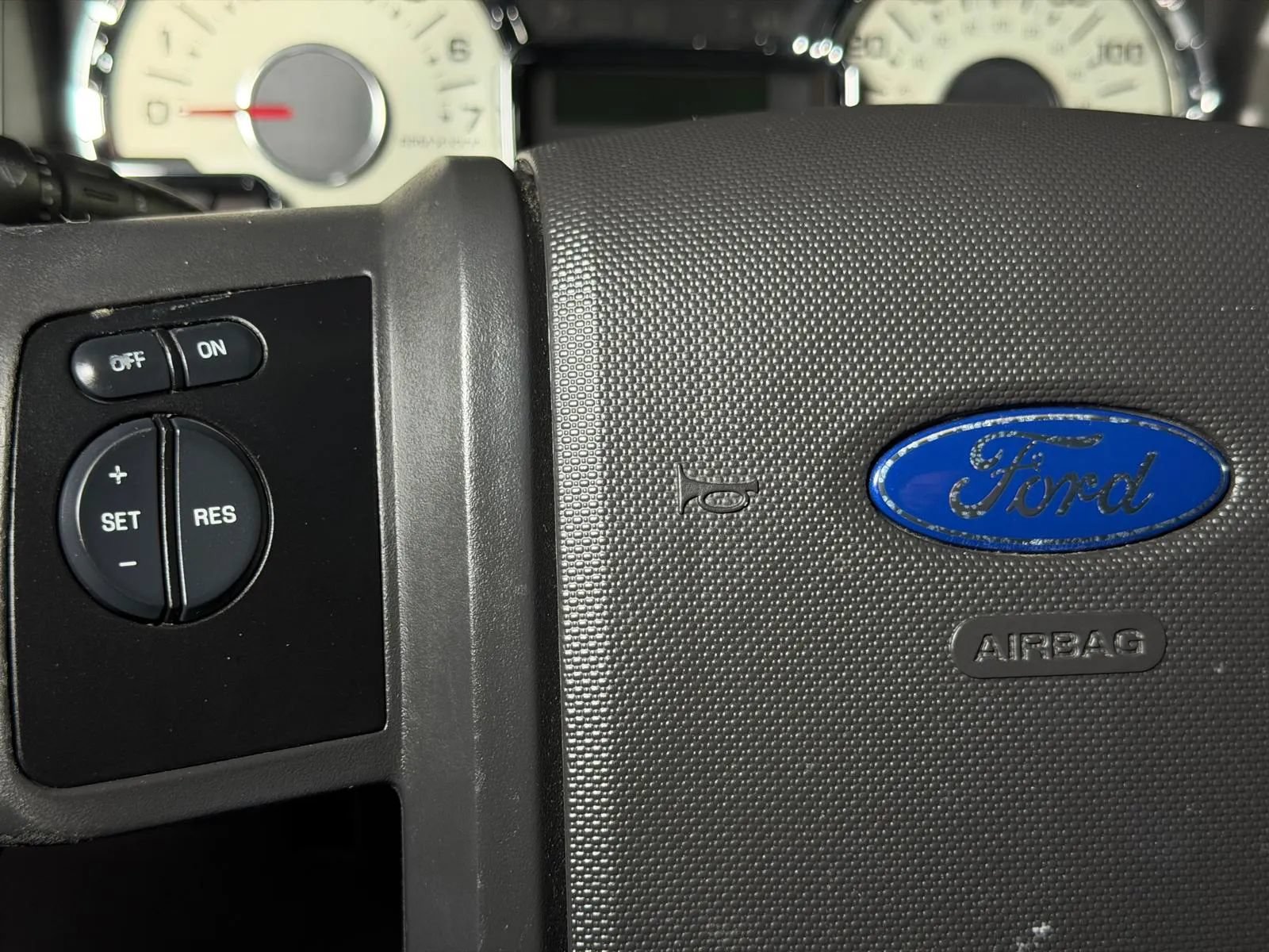 Used 2014 Ford Expedition EL Limited w/ Equipment Group 301A RWD image 36