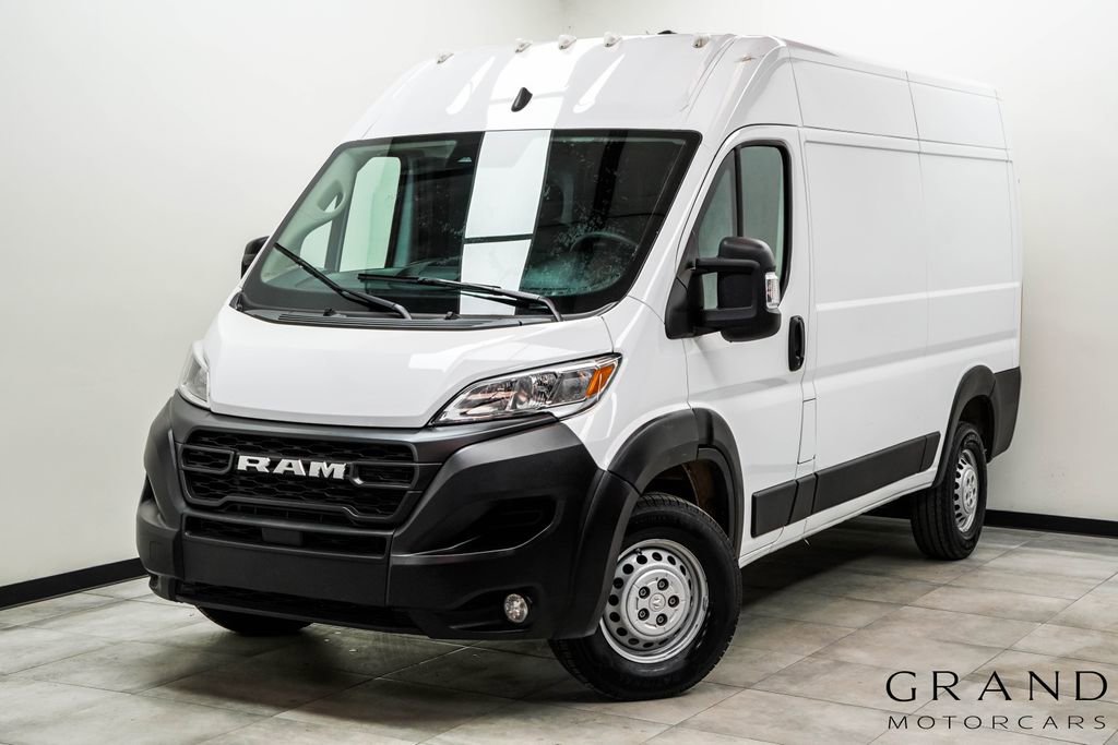 Used 2024 RAM ProMaster 2500 w/ Convenience Group FWD image 1