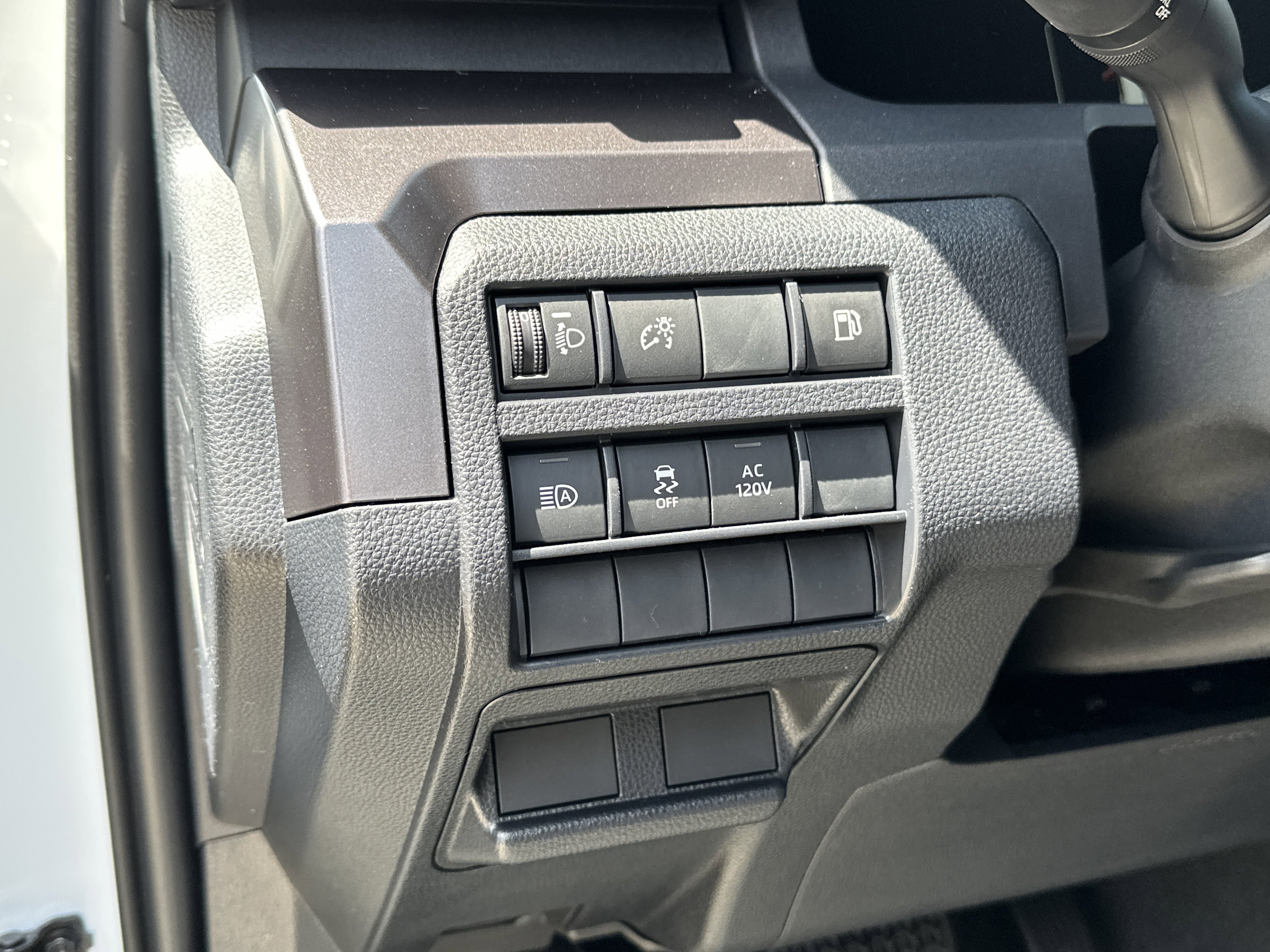 New 2026 Toyota 4Runner TRD Off-Road AWD/4WD image 15
