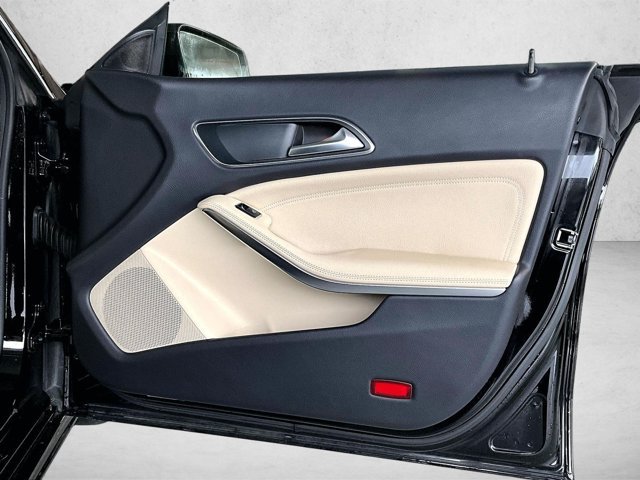 Certified 2016 Mercedes-Benz CLA 250 image 19