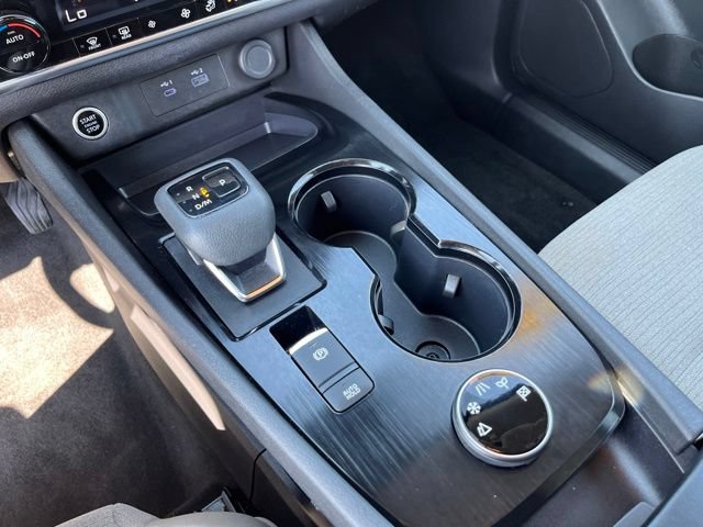 Used 2022 Nissan Rogue SV AWD/4WD image 29