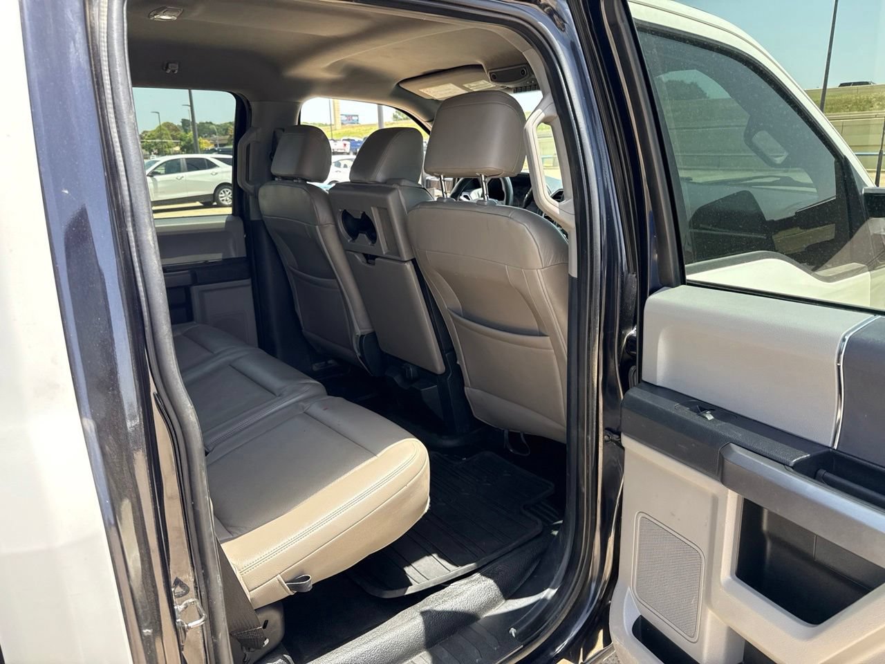 Used 2022 Ford F250 XLT AWD/4WD image 12