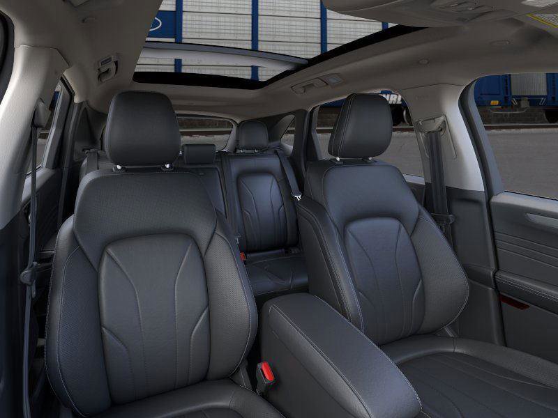 New 2026 Ford Escape SE w/ PHEV Premium Package FWD image 10