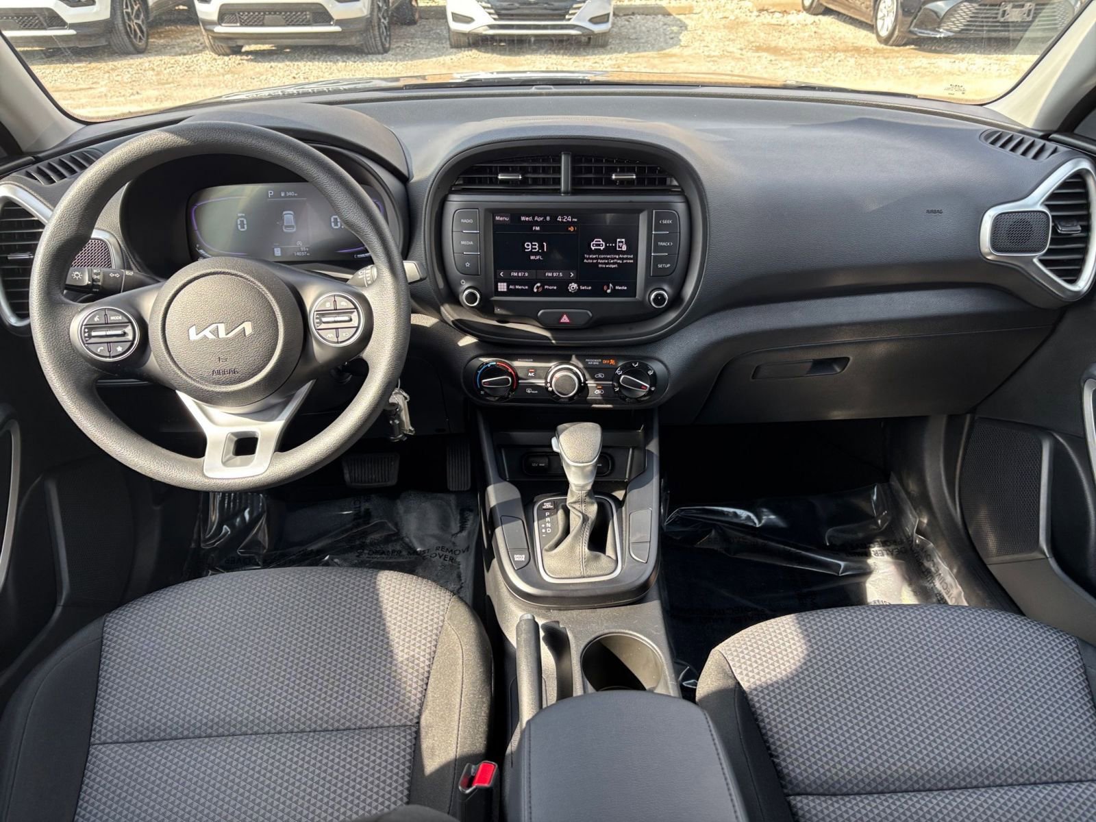 Used 2025 Kia Soul LX w/ LX Technology Package image 31