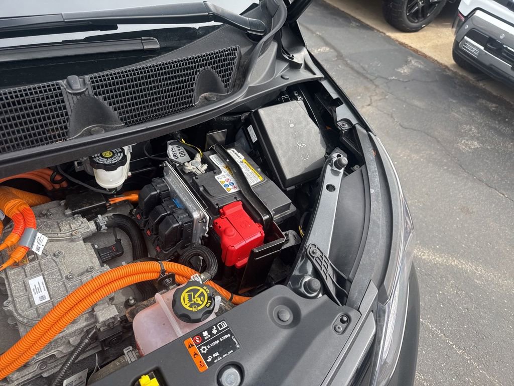 Certified 2021 Chevrolet Bolt LT image 30