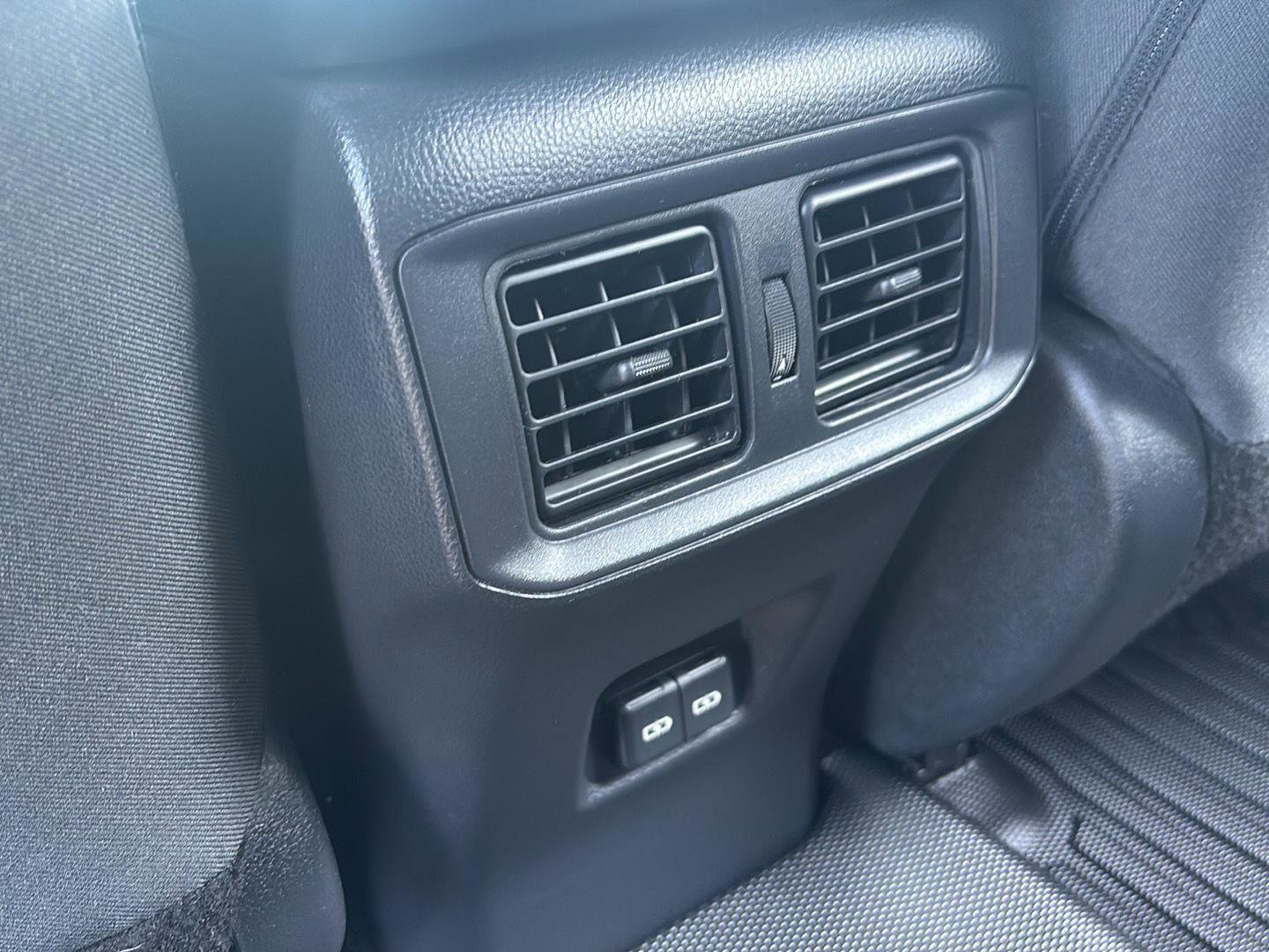 Used 2024 Toyota RAV4 XLE w/ Weather Package image 18