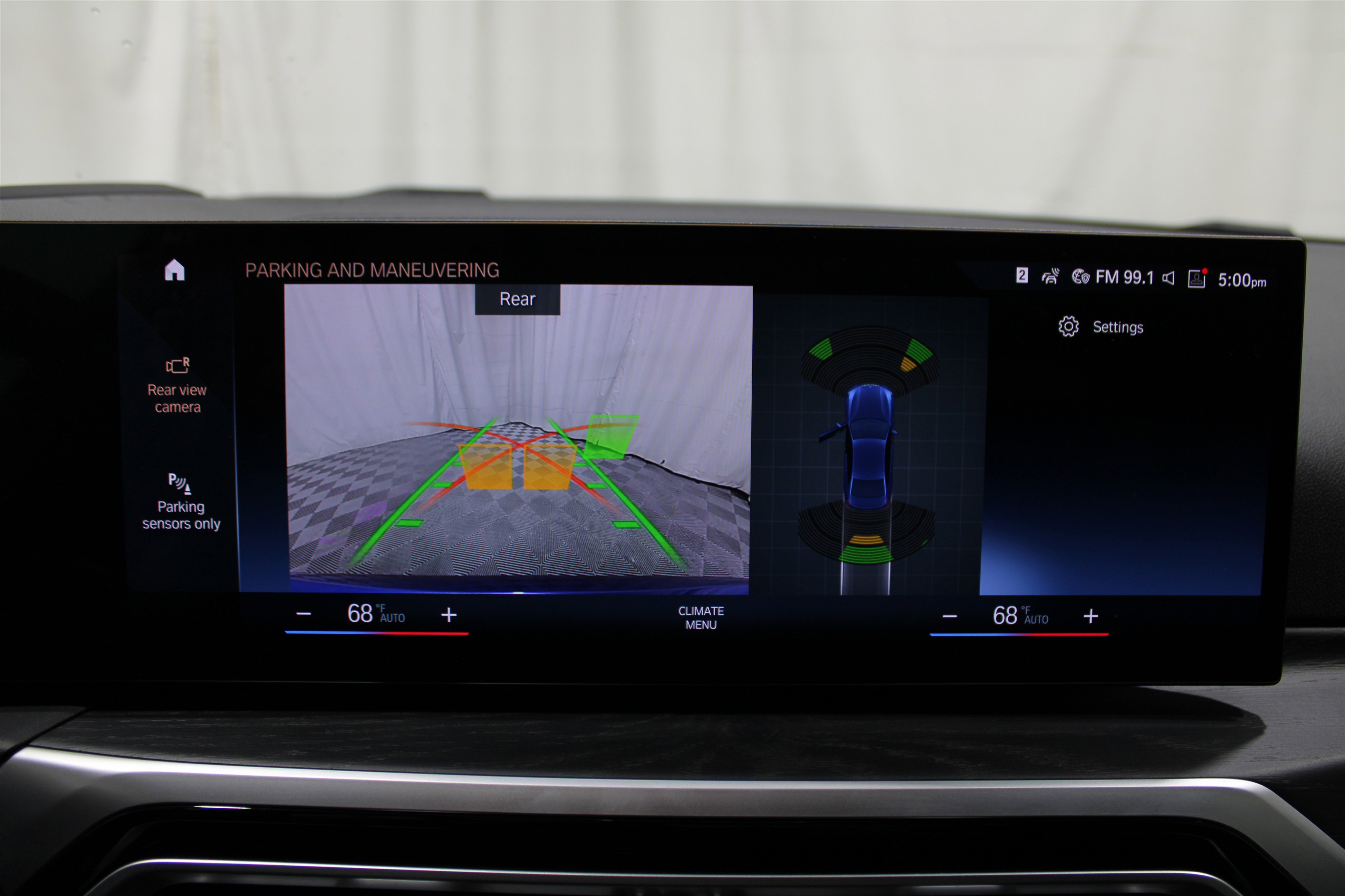 Used 2023 BMW 330i Sedan w/ M Sport Package image 21