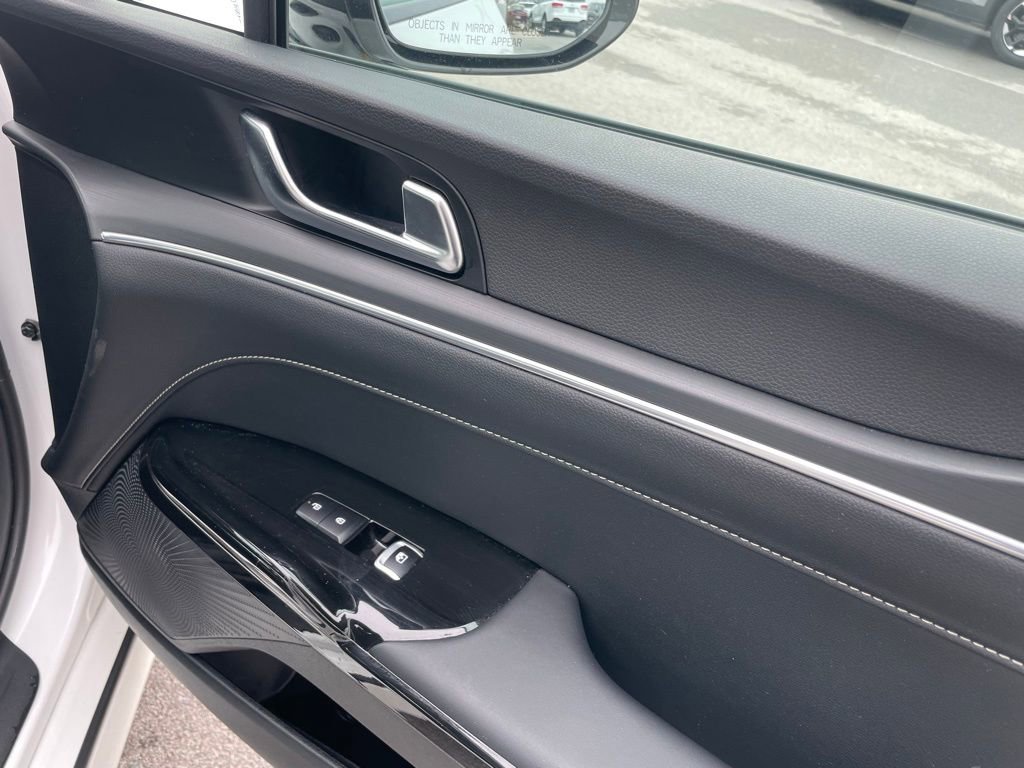 Certified 2025 Kia K5 GT-Line image 31