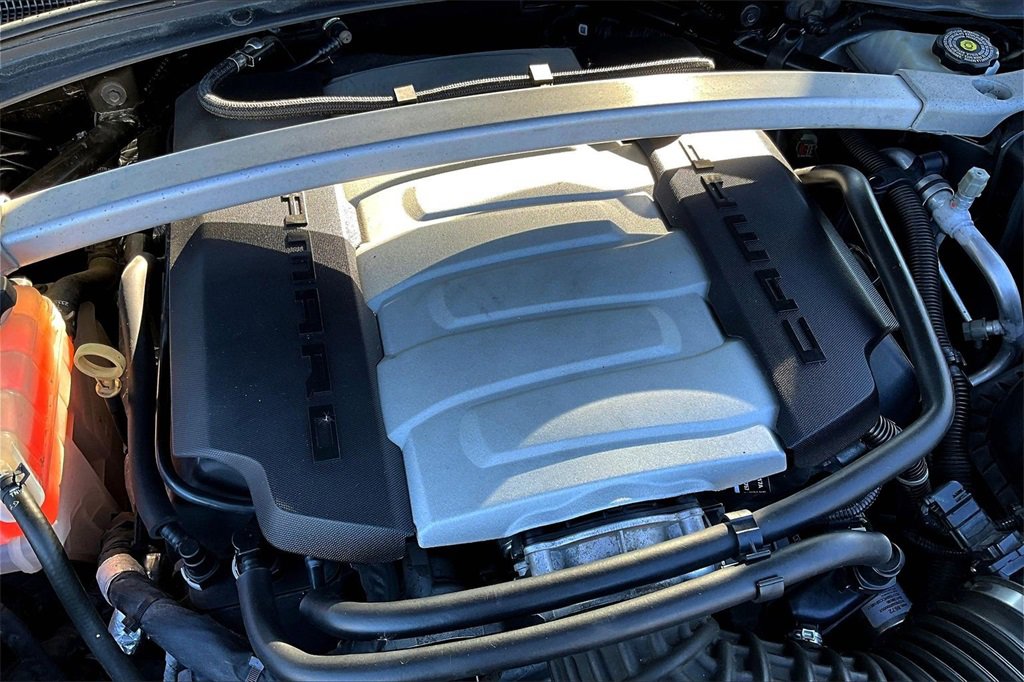 Used 2018 Chevrolet Camaro SS image 14