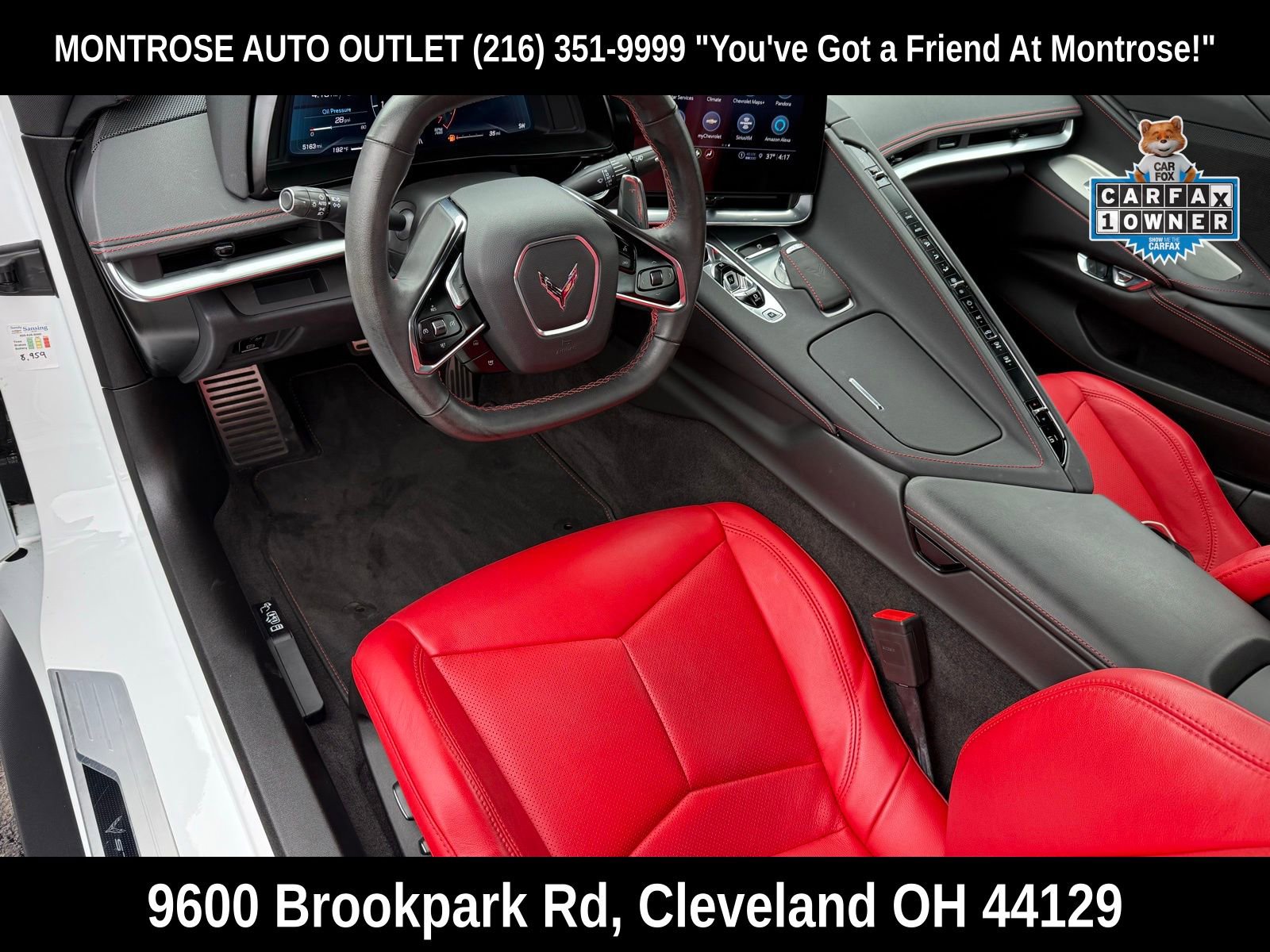 Used 2023 Chevrolet Corvette Stingray Convertible RWD image 2