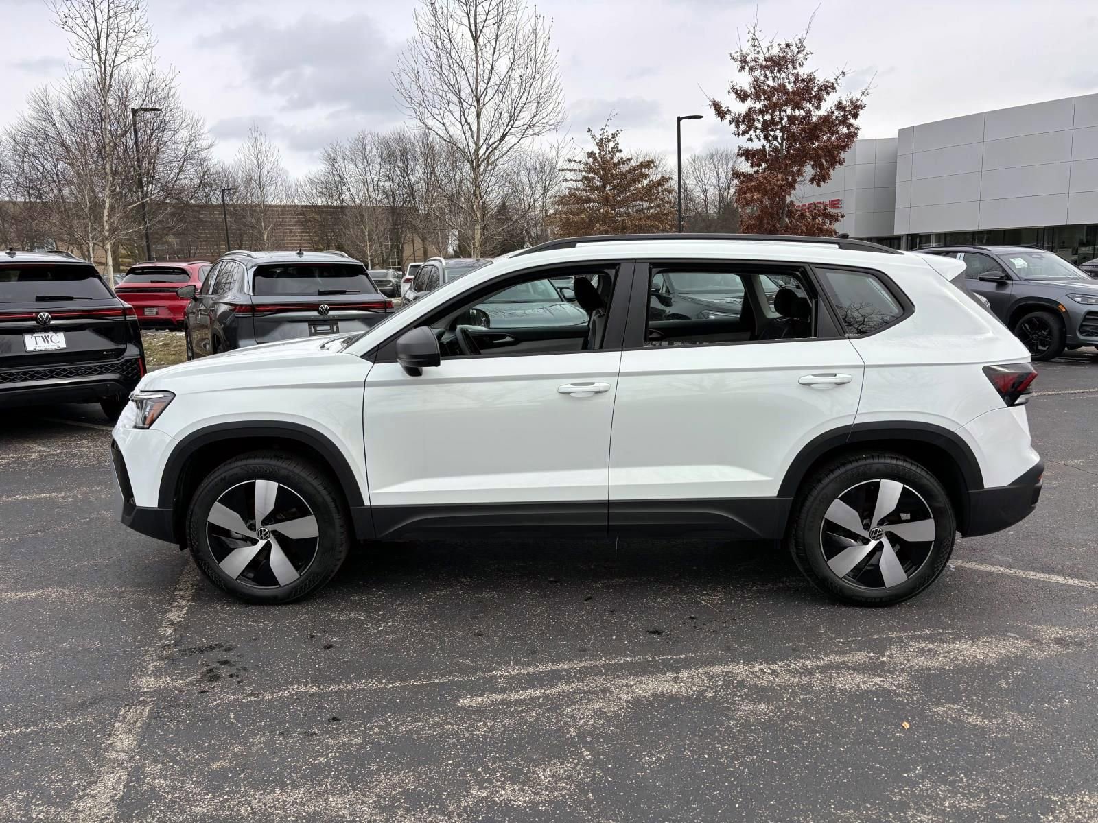 Used 2025 Volkswagen Taos S image 4