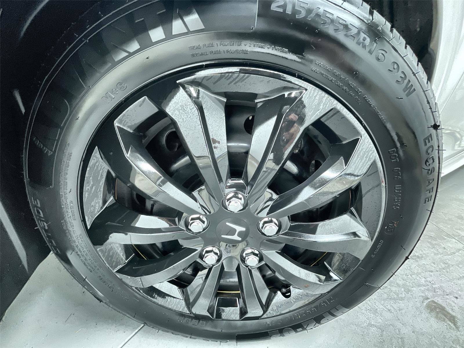 Used 2024 Honda Civic LX image 10