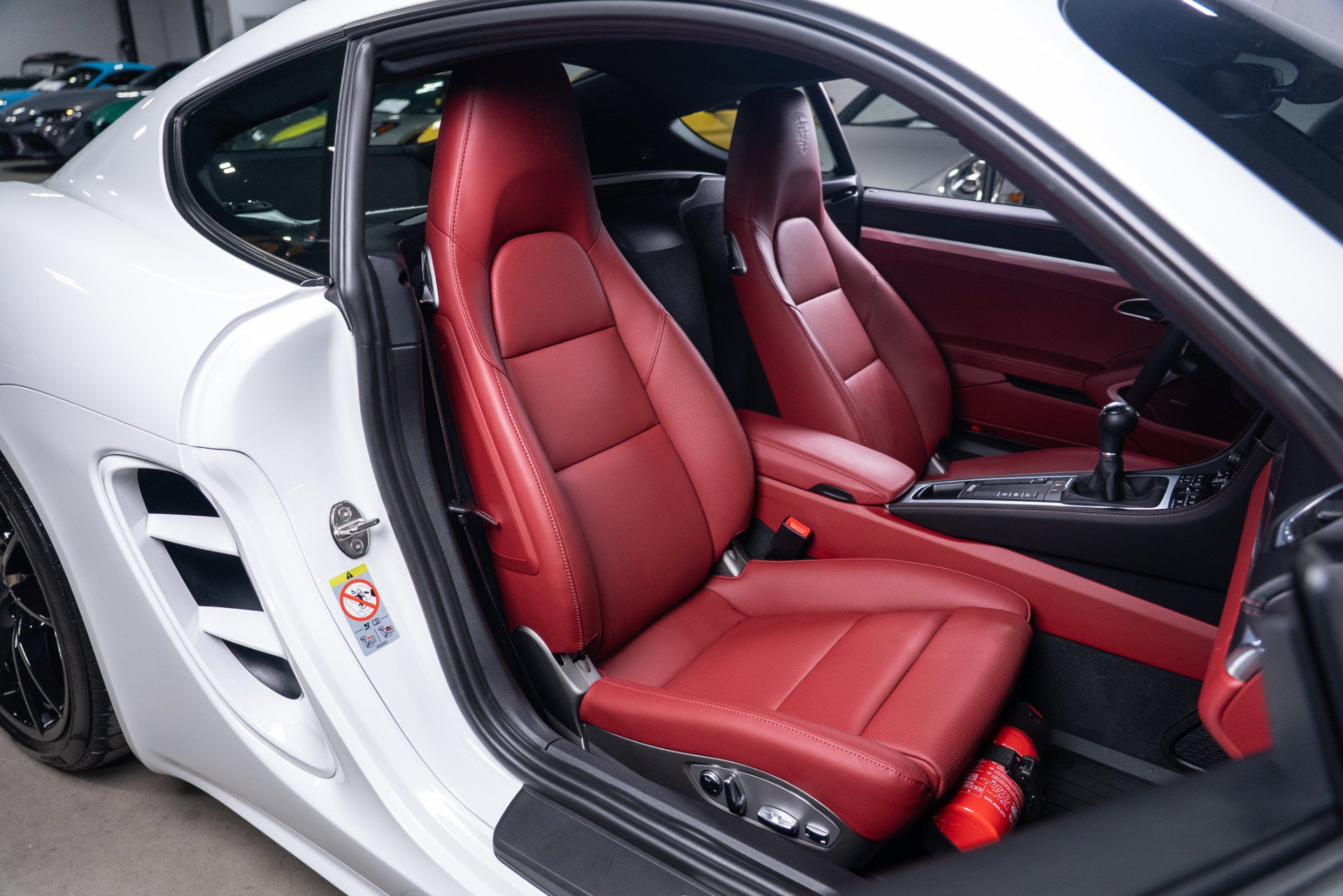 Used 2024 Porsche 718 Cayman S image 78