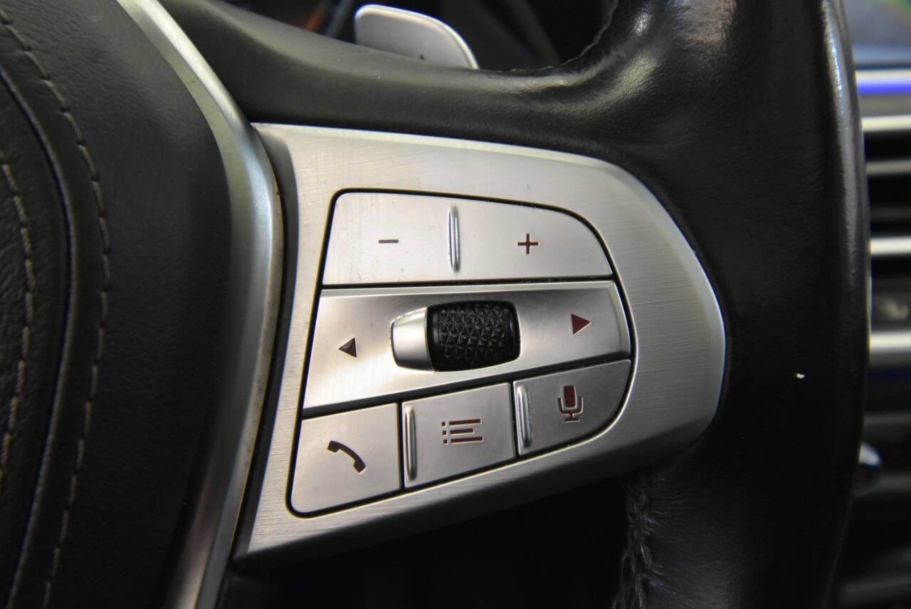 Used 2019 BMW X7 xDrive40i w/ Parking Assistance Package image 28