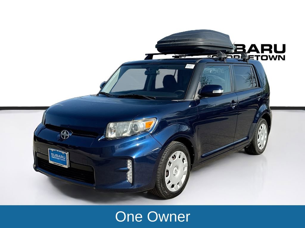 Used 2015 Scion xB image 3