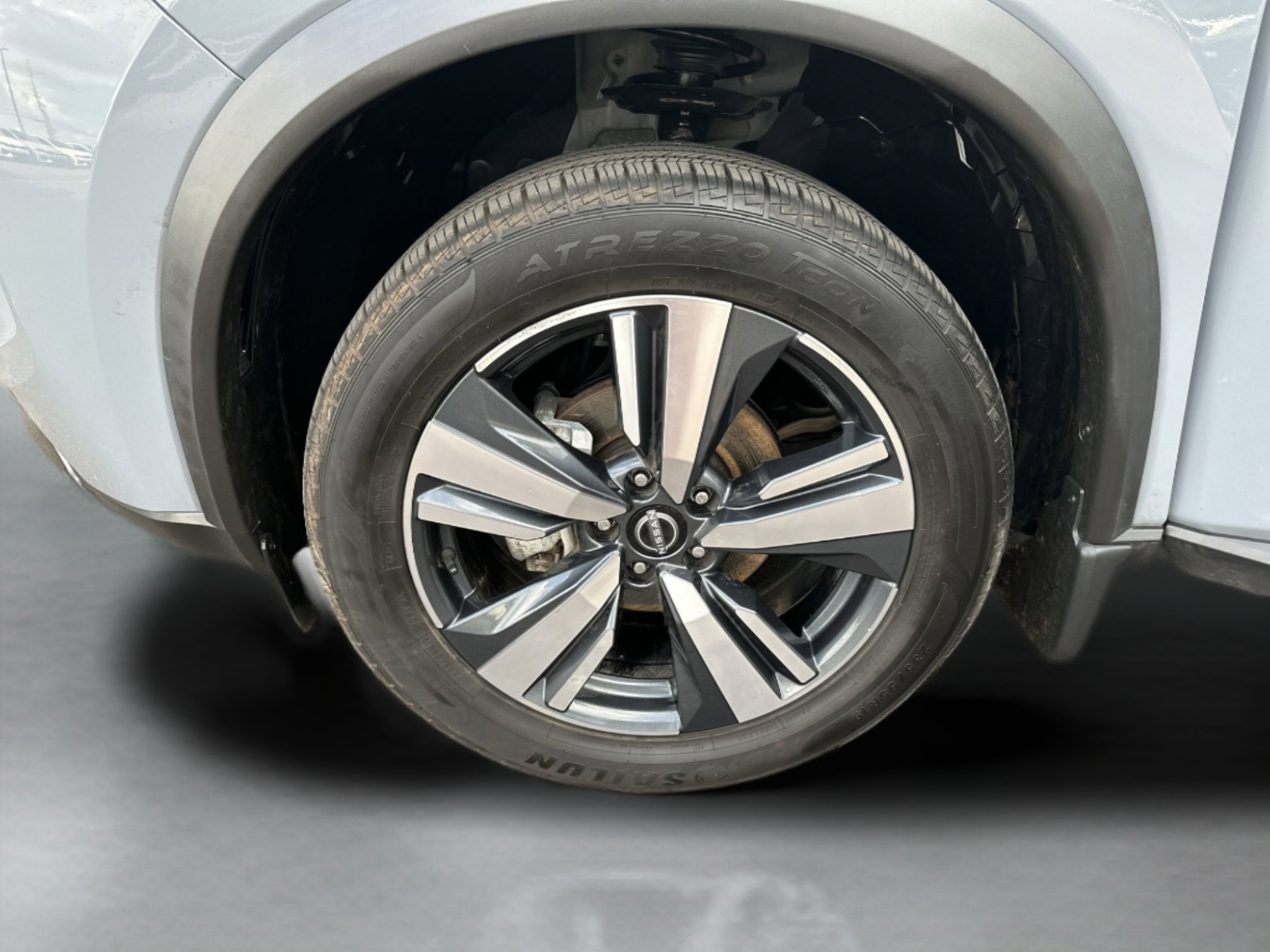Used 2023 Nissan Rogue SL FWD image 29