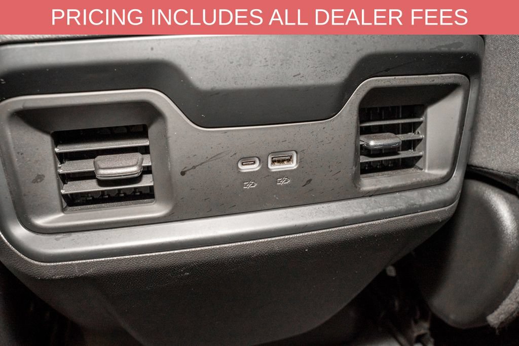 Used 2025 Chevrolet Silverado 1500 LT Trail Boss w/ Convenience Package II AWD/4WD image 8