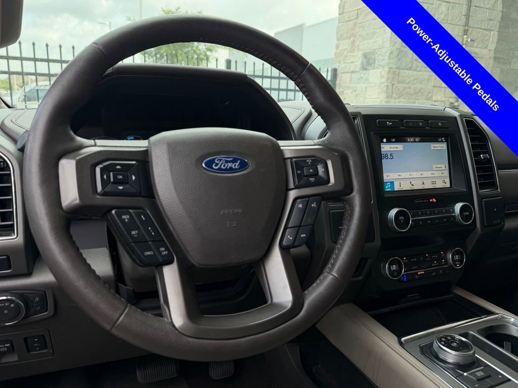 Used 2019 Ford Expedition XLT w/ Equipment Group 202A RWD image 13