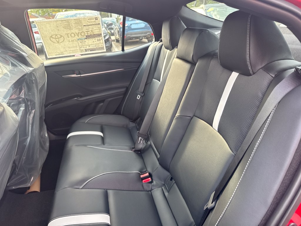 New 2026 Toyota Camry SE AWD/4WD image 32