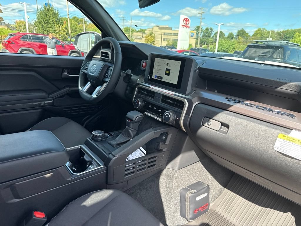 New 2026 Toyota Tacoma TRD Sport AWD/4WD image 3