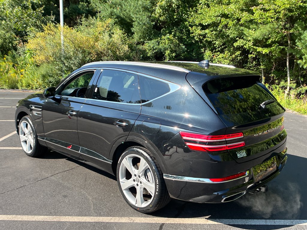 Used 2024 Genesis GV80 3.5T w/ Prestige Package AWD/4WD image 3