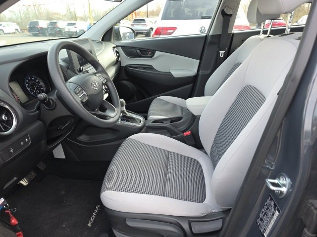 Used 2023 Hyundai Kona SE image 15