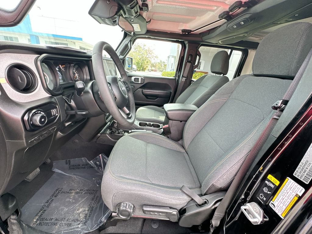 Used 2025 Jeep Wrangler Unlimited Sport image 20