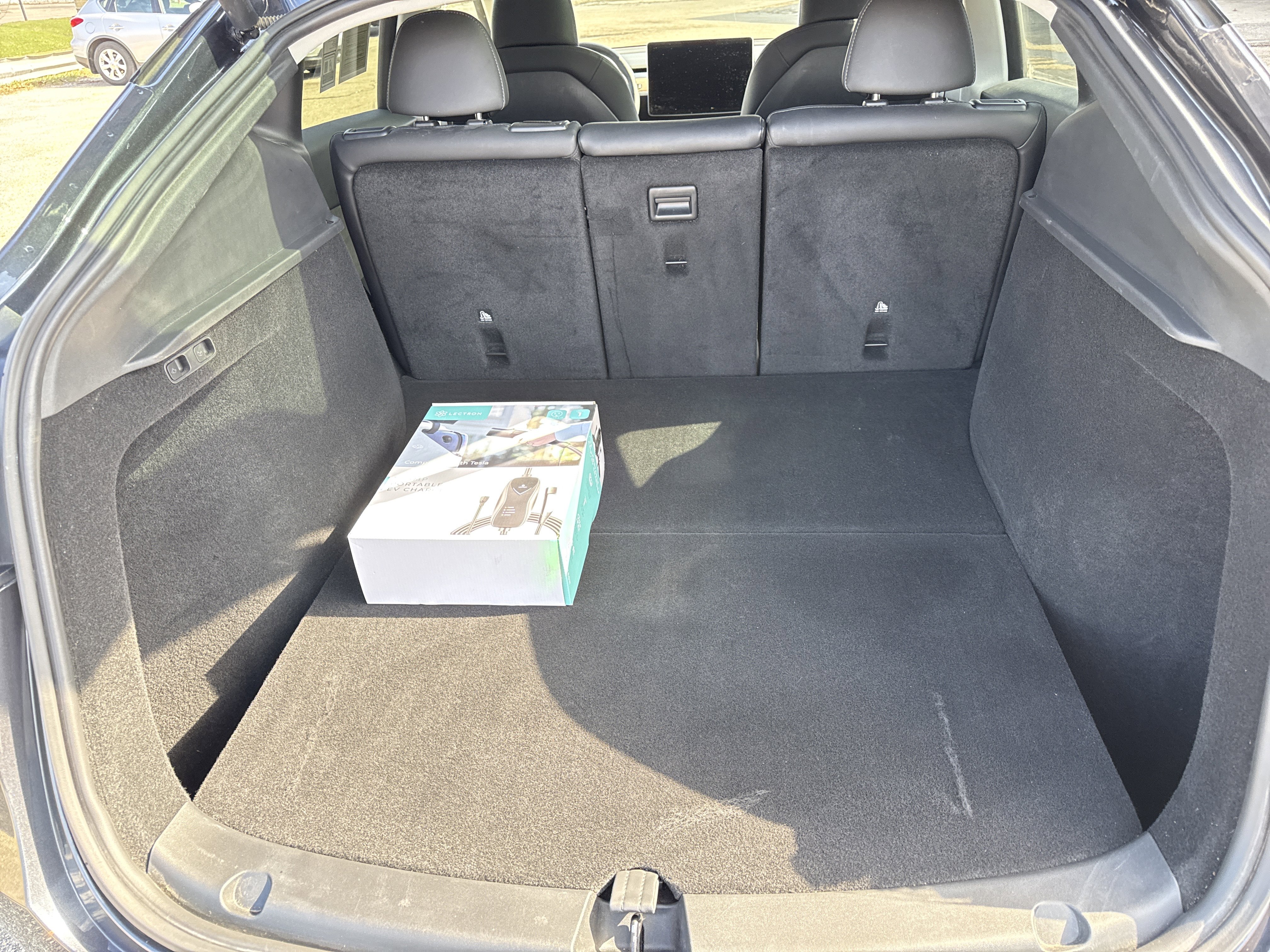 Used 2024 Tesla Model Y Long Range image 11