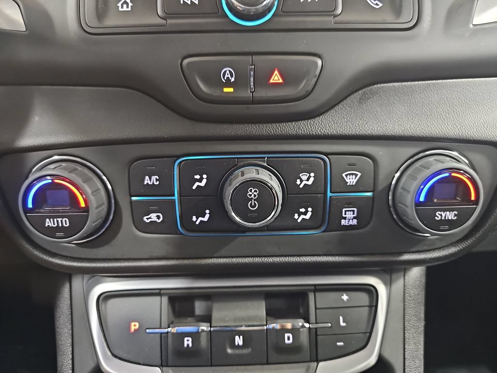 Certified 2024 GMC Terrain SLE w/ Driver Convenience Package AWD/4WD image 26