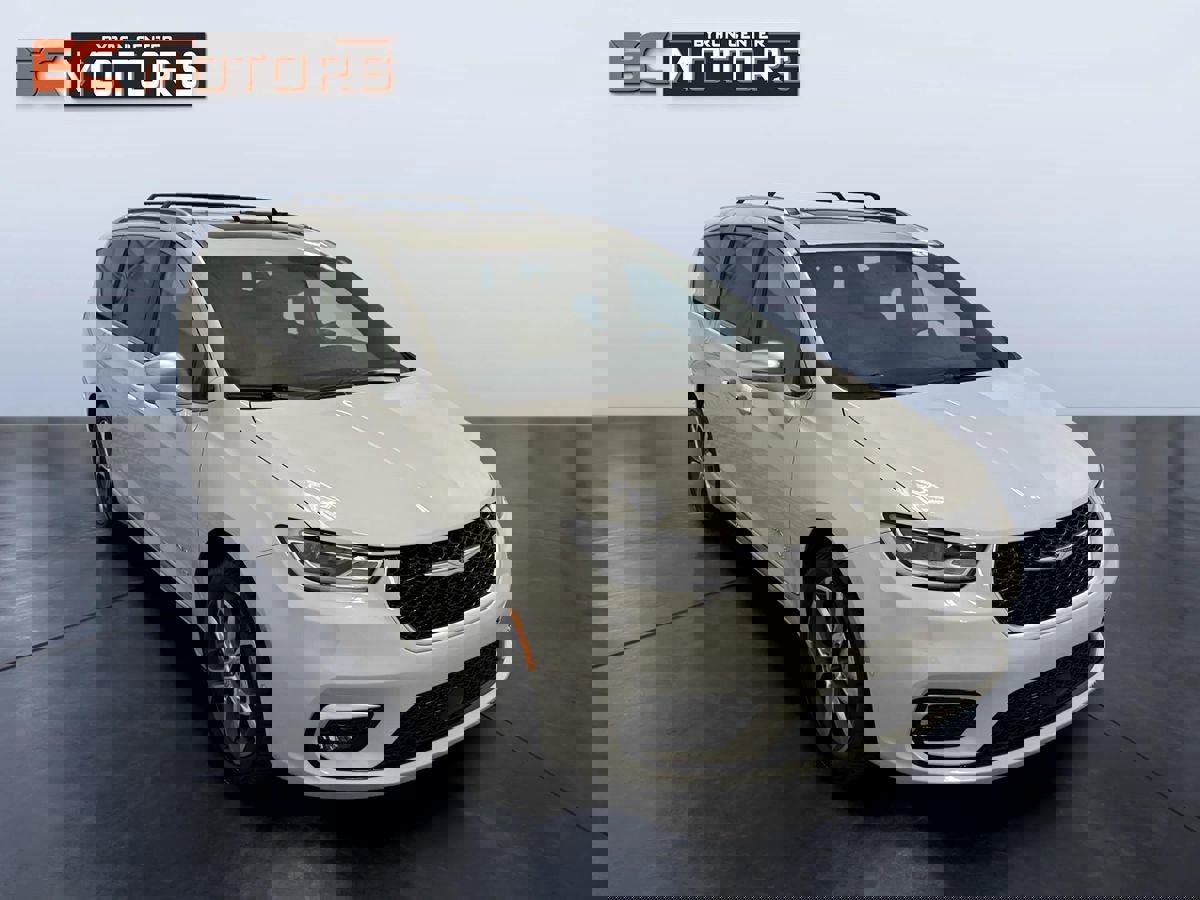 Used 2021 Chrysler Pacifica Pinnacle image 7