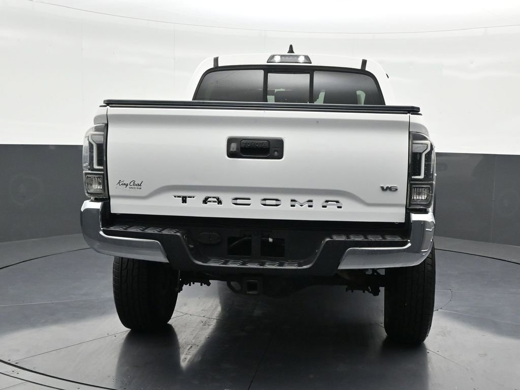 Used 2020 Toyota Tacoma TRD Off-Road image 4