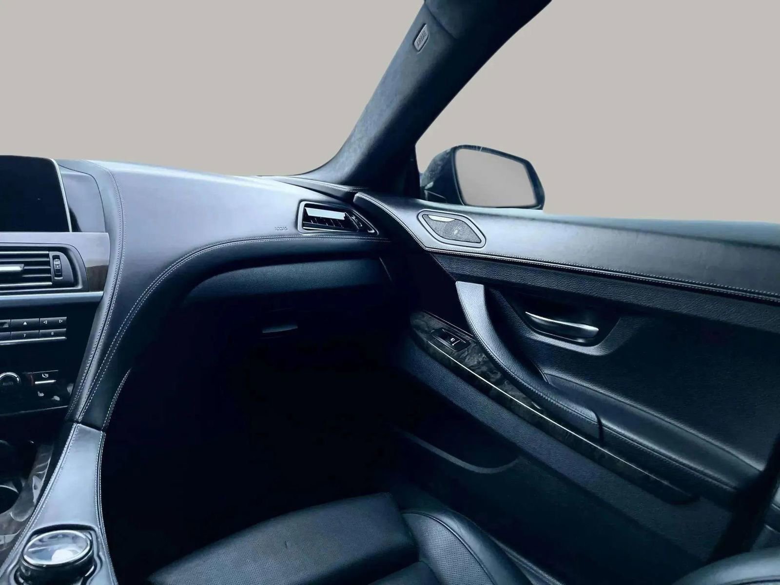 Used 2016 BMW 640i Gran Coupe w/ M Sport Edition image 12