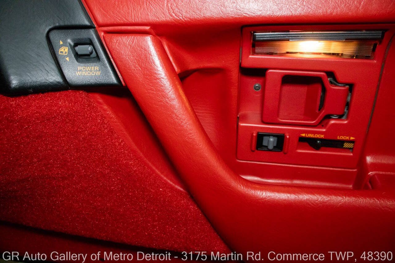 Used 1990 Chevrolet Corvette ZR-1 RWD image 37