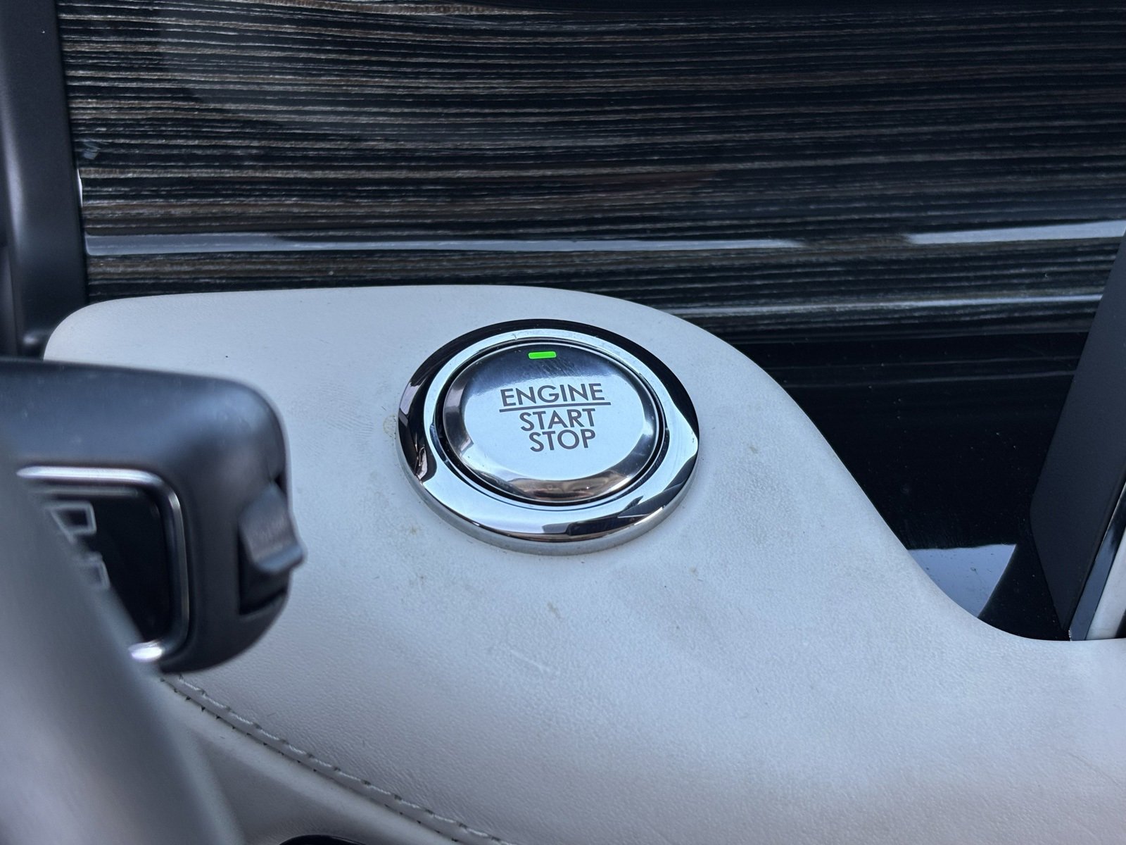 Used 2023 Lincoln Aviator Black Label w/ Jet Package image 25