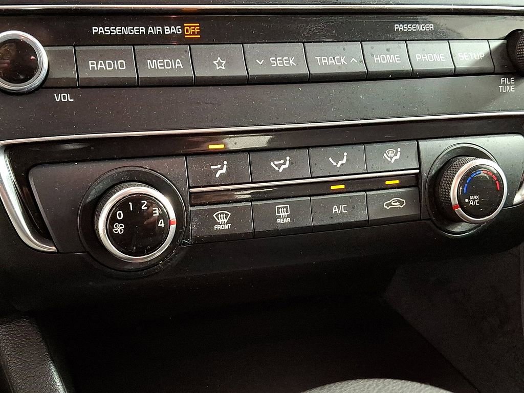 Used 2019 Kia Optima LX image 17