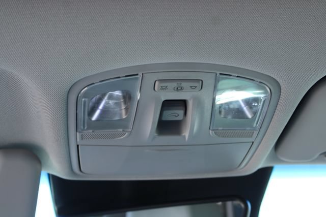 Used 2022 Hyundai Kona Limited w/ Cargo Package FWD image 18