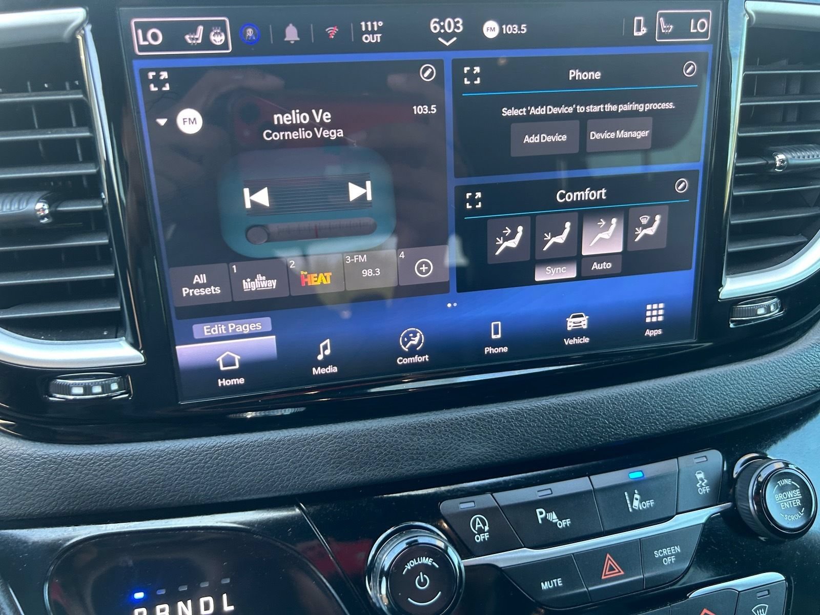 Used 2025 Chrysler Pacifica Select FWD image 24