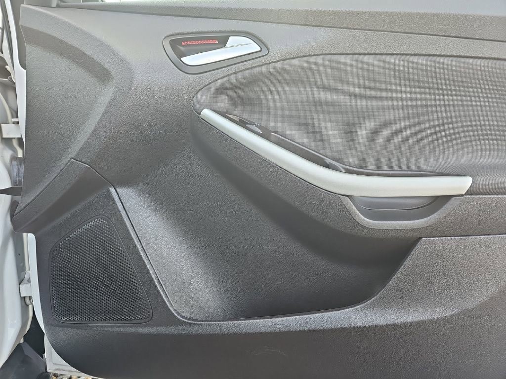 Used 2013 Ford Focus SE image 19