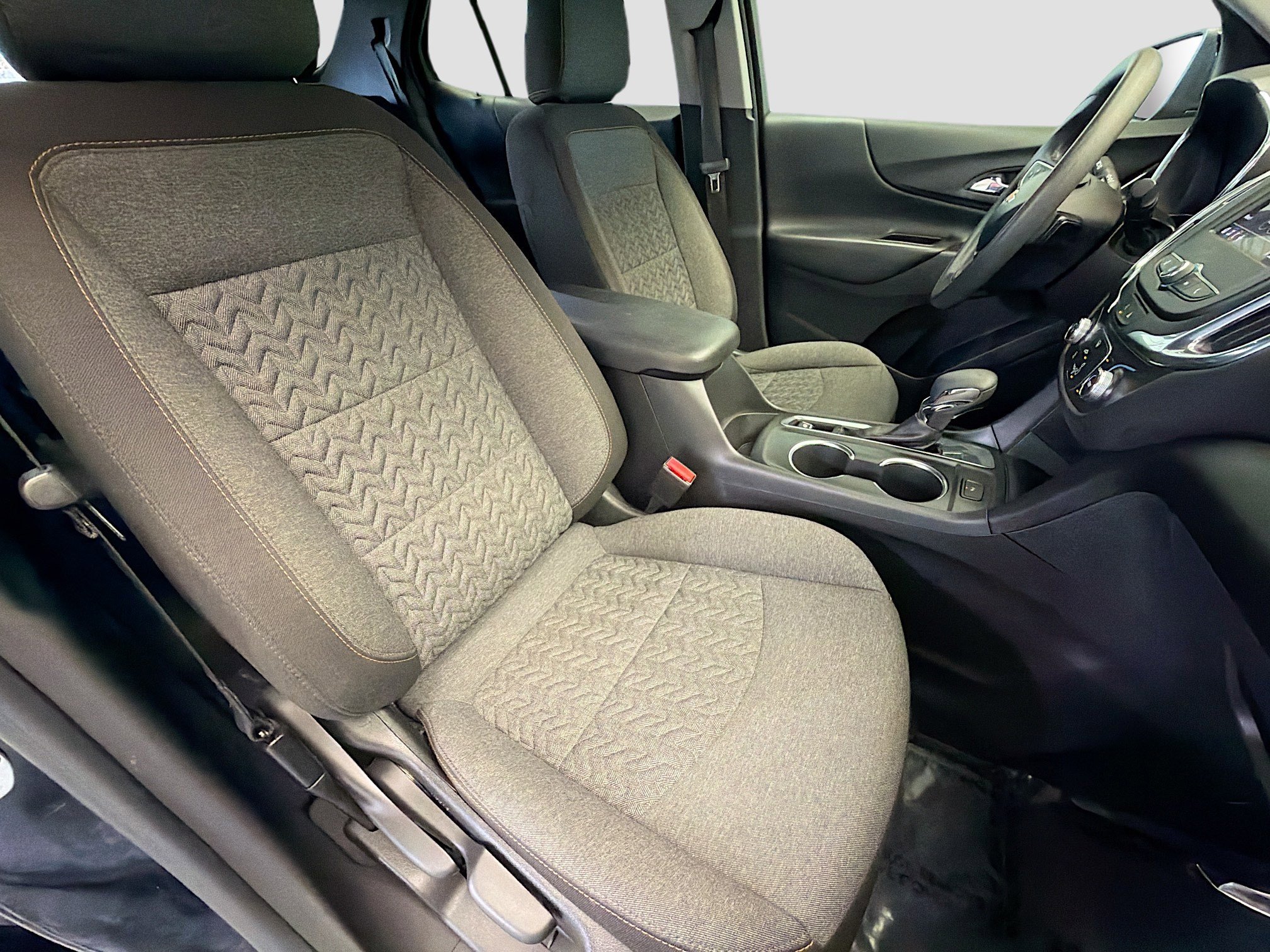 Used 2024 Chevrolet Equinox LT image 15