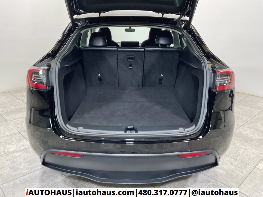 Used 2023 Tesla Model Y Performance AWD/4WD image 13