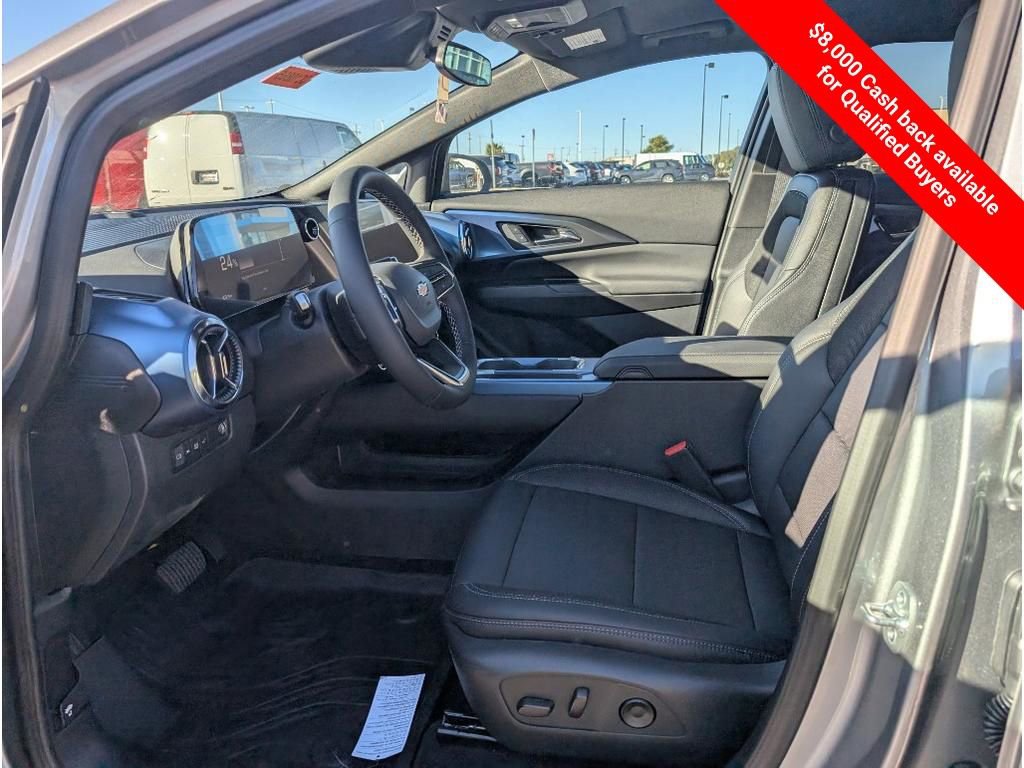 New 2026 Chevrolet Equinox EV LT image 14