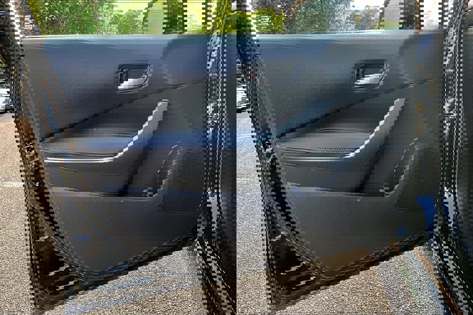 Used 2023 Toyota Corolla SE w/ SE Premium Package image 22