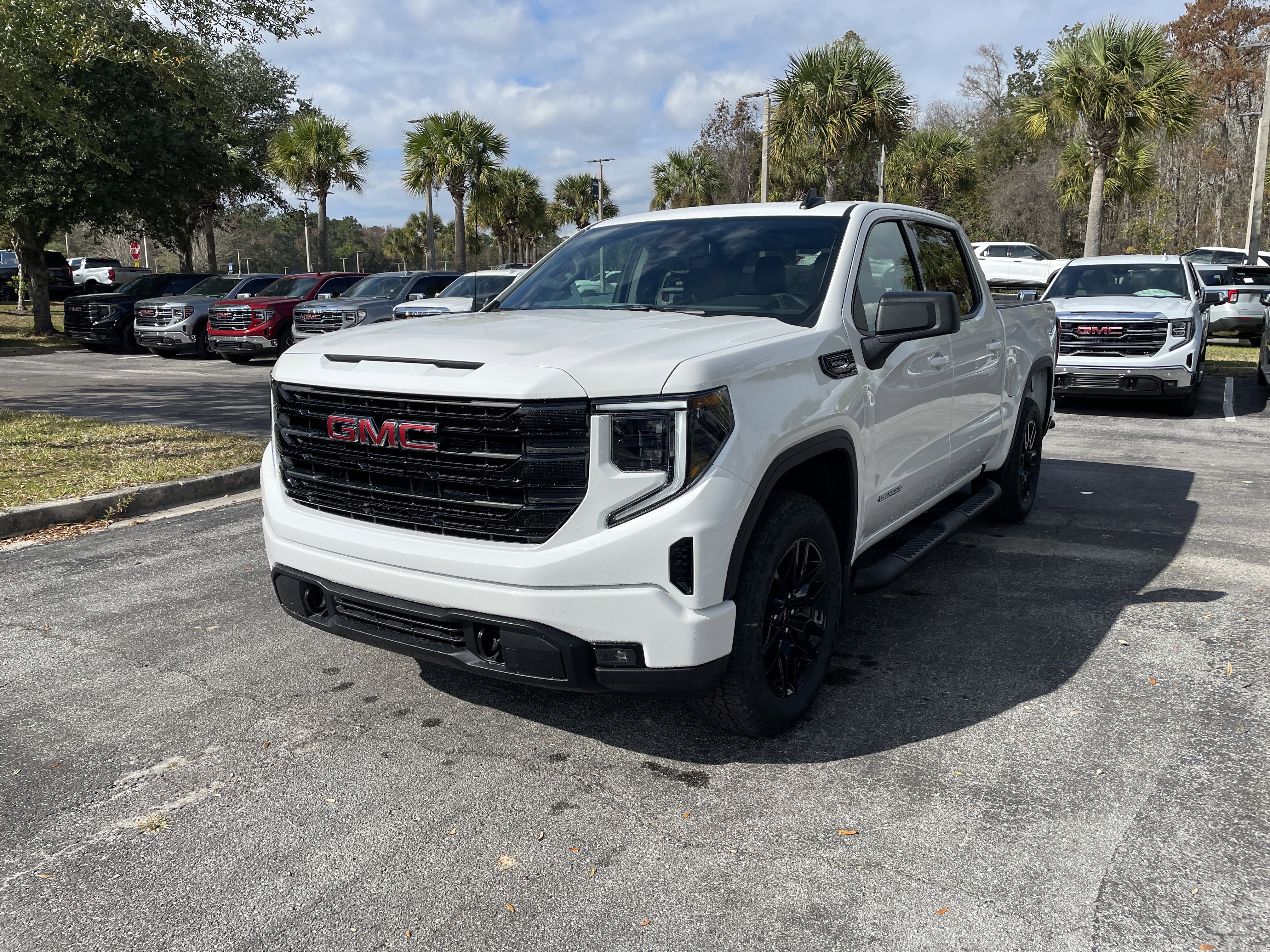 New 2026 GMC Sierra 1500 Elevation w/ Elevation Select Package image 3