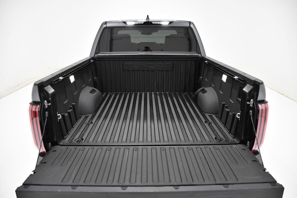 Used 2024 Toyota Tundra Platinum AWD/4WD image 22
